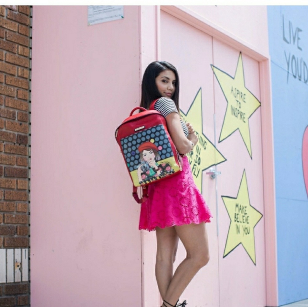 Backpack - Picture 3 of 3